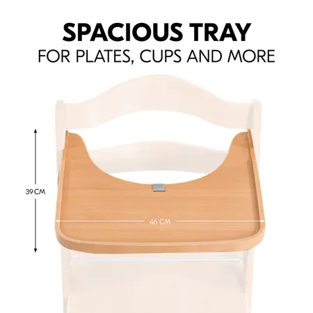Spacious tray for your child to eat and play
