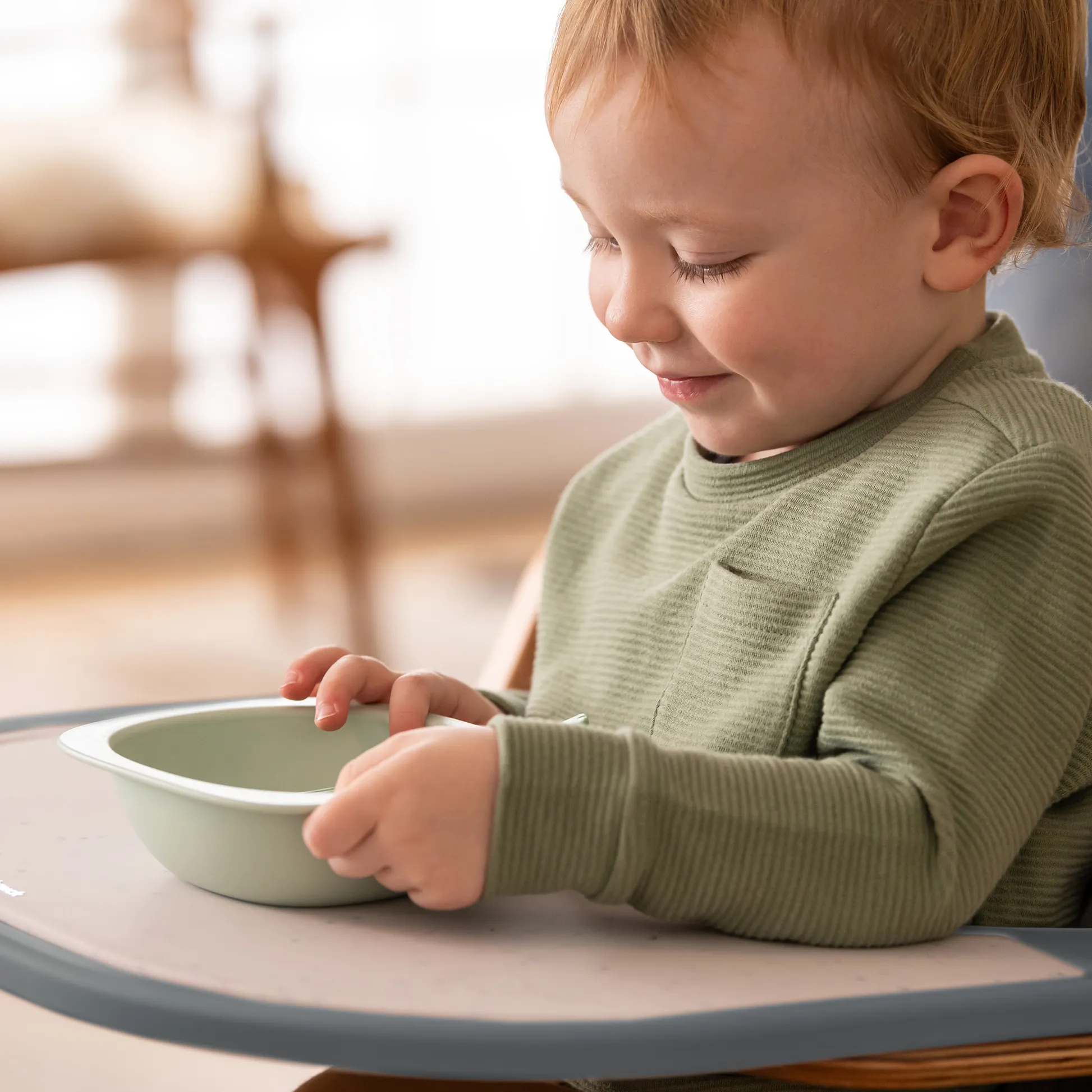 Alpha Click Tray