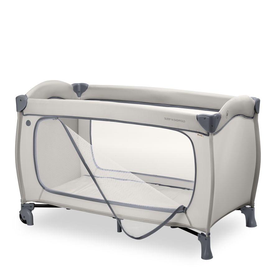 Extra-large hatch for little explorers