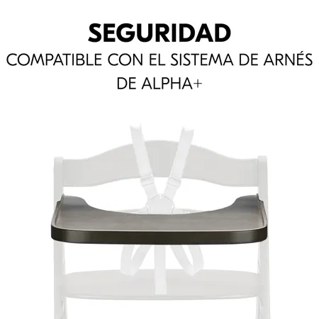 Sentarse de forma segura con la bandeja y el arnés