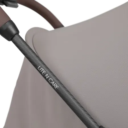 Look di alta qualità grazie ai dettagli eleganti