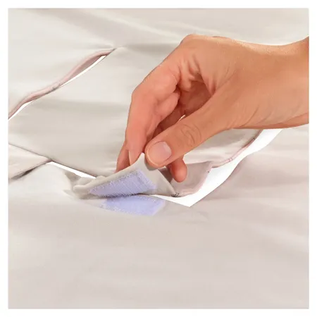 Compatibile con cintura a 3 e a 5 punti