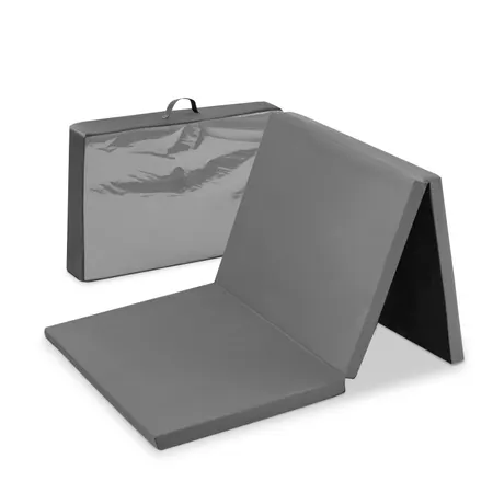 With a convenient carrying bag